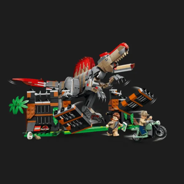 Конструктор LEGO Jurassic World Втеча спинозавра (77982)