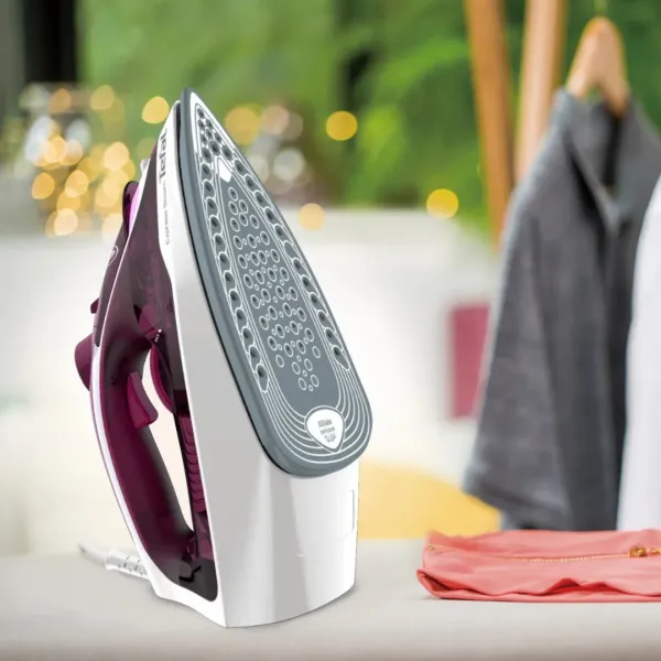Праска Tefal FV2835E0 (White/Burgundy)